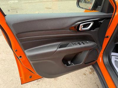 2026 Jeep Compass — photo 12 view