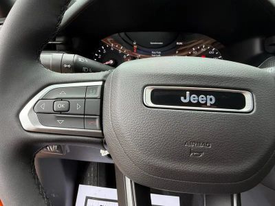2026 Jeep Compass — photo 17 view