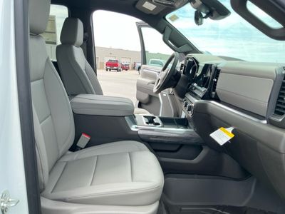 2026 Chevrolet Silverado 3500HD — photo 20 view