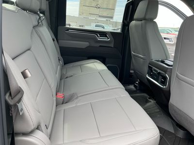 2026 Chevrolet Silverado 3500HD — photo 19 view