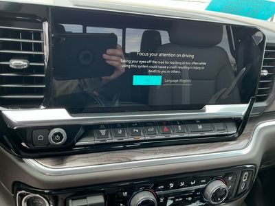 2026 Chevrolet Silverado 3500HD — photo 12 view