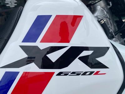 2025 Honda XR650L - Photo 10