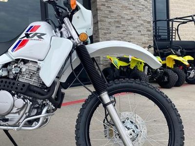 2025 Honda XR650L - Photo 13
