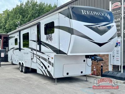 2021 Redwood 3981FK — photo 26 view