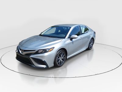 2024 Toyota Camry - Photo 3