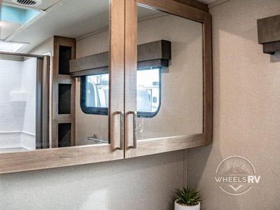 2022 Grand Design Imagine - Photo 29