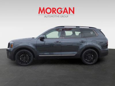 2023 Kia Telluride — engine compartment view