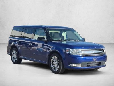 2014 Ford Flex — rear three-quarter view