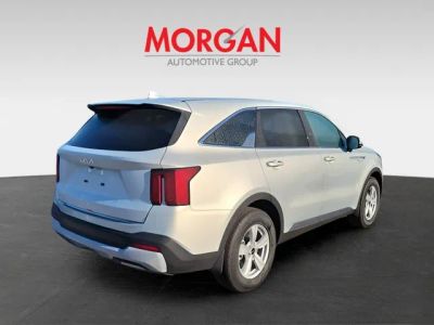 2026 Kia Sorento — side profile view