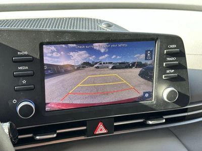 2022 Hyundai Elantra — photo 20 view