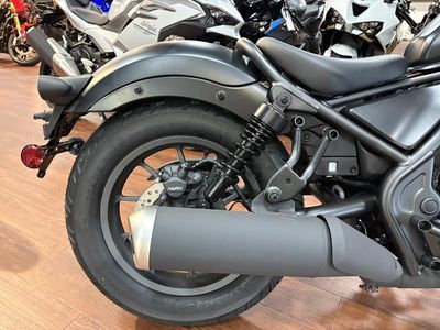 2026 Honda Rebel 300 E-Clutch - Photo 13
