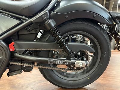 2026 Honda Rebel 300 E-Clutch - Photo 11