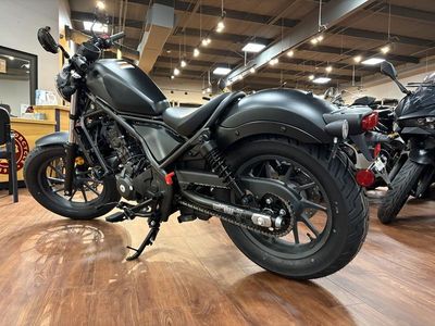 2026 Honda Rebel 300 E-Clutch - Photo 4