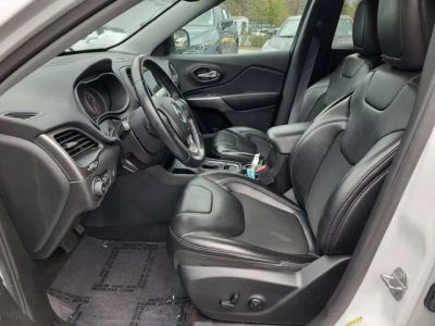 2019 Jeep Cherokee — photo 15 view
