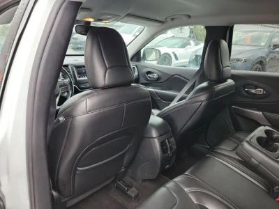 2019 Jeep Cherokee — photo 11 view