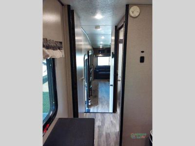 2021 Coachmen RV Chaparral — photo 38 view