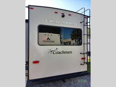 2021 Coachmen RV Chaparral — photo 18 view