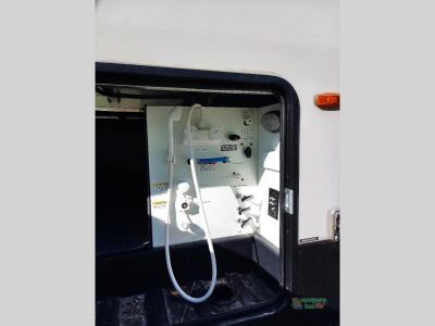 2021 Coachmen RV Chaparral — photo 15 view