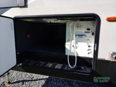 2021 Coachmen RV Chaparral — photo 14 view