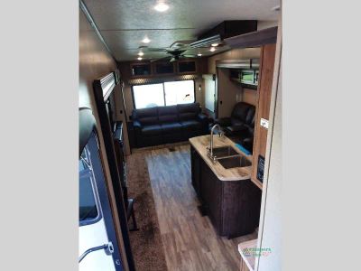 2021 Coachmen RV Chaparral — photo 39 view