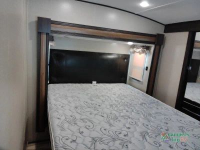 2021 Coachmen RV Chaparral — photo 34 view