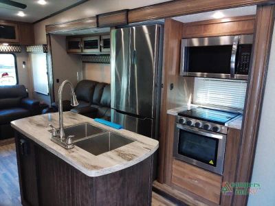 2021 Coachmen RV Chaparral — photo 24 view