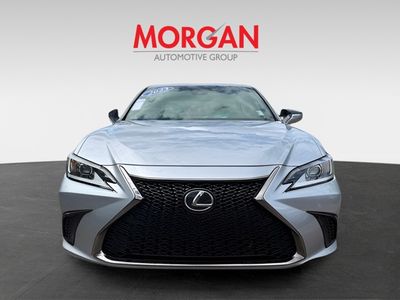 2023 Lexus ES - Photo 2