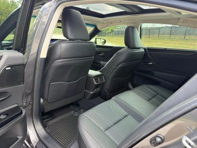 2024 Lexus ES - Photo 24