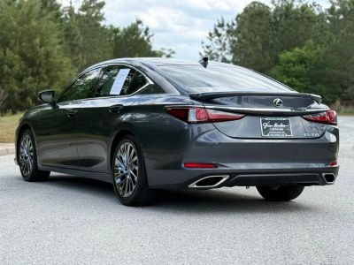 2024 Lexus ES - Photo 9