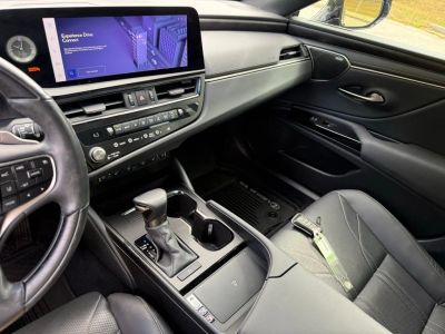 2024 Lexus ES - Photo 31