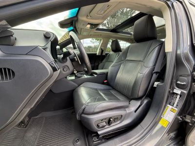 2024 Lexus ES - Photo 18