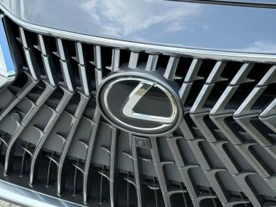 2024 Lexus ES - Photo 5
