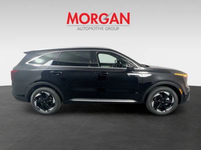 2026 Kia Sorento Hybrid — side profile view
