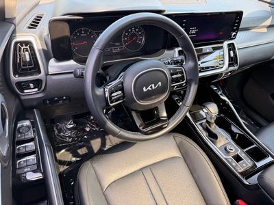 2022 Kia Sorento SX — photo 21 view