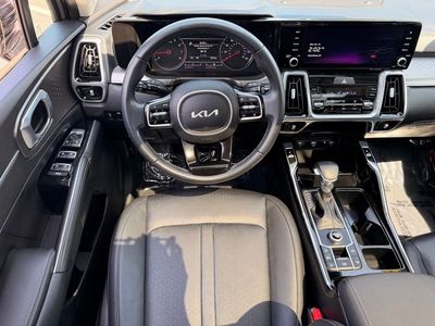 2022 Kia Sorento SX — photo 15 view