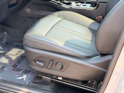2022 Kia Sorento SX — photo 24 view