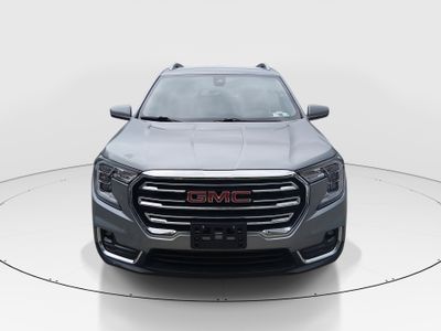 2024 GMC Terrain - Photo 2