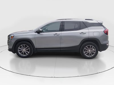 2024 GMC Terrain - Photo 4