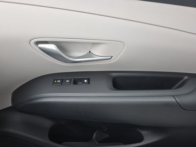 2026 Hyundai Tucson Hybrid — photo 21 view