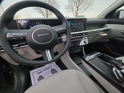 2026 Hyundai Tucson Hybrid — photo 12 view