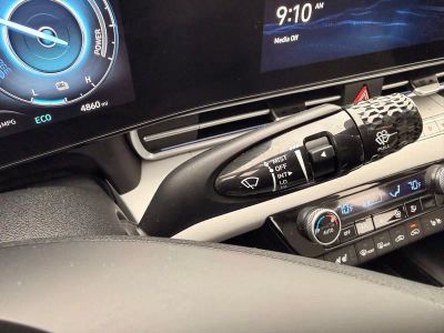 2025 Hyundai Elantra Hybrid - Photo 15