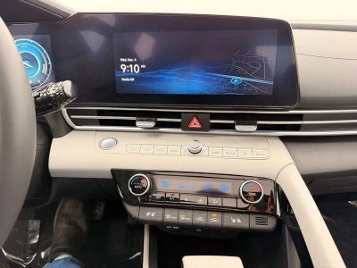 2025 Hyundai Elantra Hybrid - Photo 19
