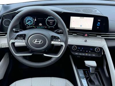 2025 Hyundai Elantra Hybrid - Photo 53