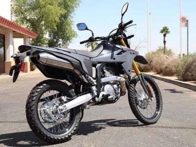 2025 Suzuki DR-Z4S - Photo 6