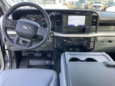 2026 Ford F-550SD - Photo 4