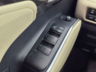 2023 Toyota Highlander - Photo 15
