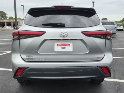 2023 Toyota Highlander - Photo 5