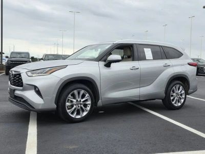 2023 Toyota Highlander - Photo 7