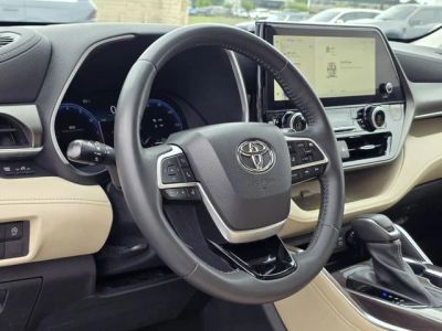 2023 Toyota Highlander - Photo 27
