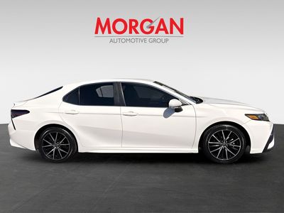 2023 Toyota Camry - Photo 2